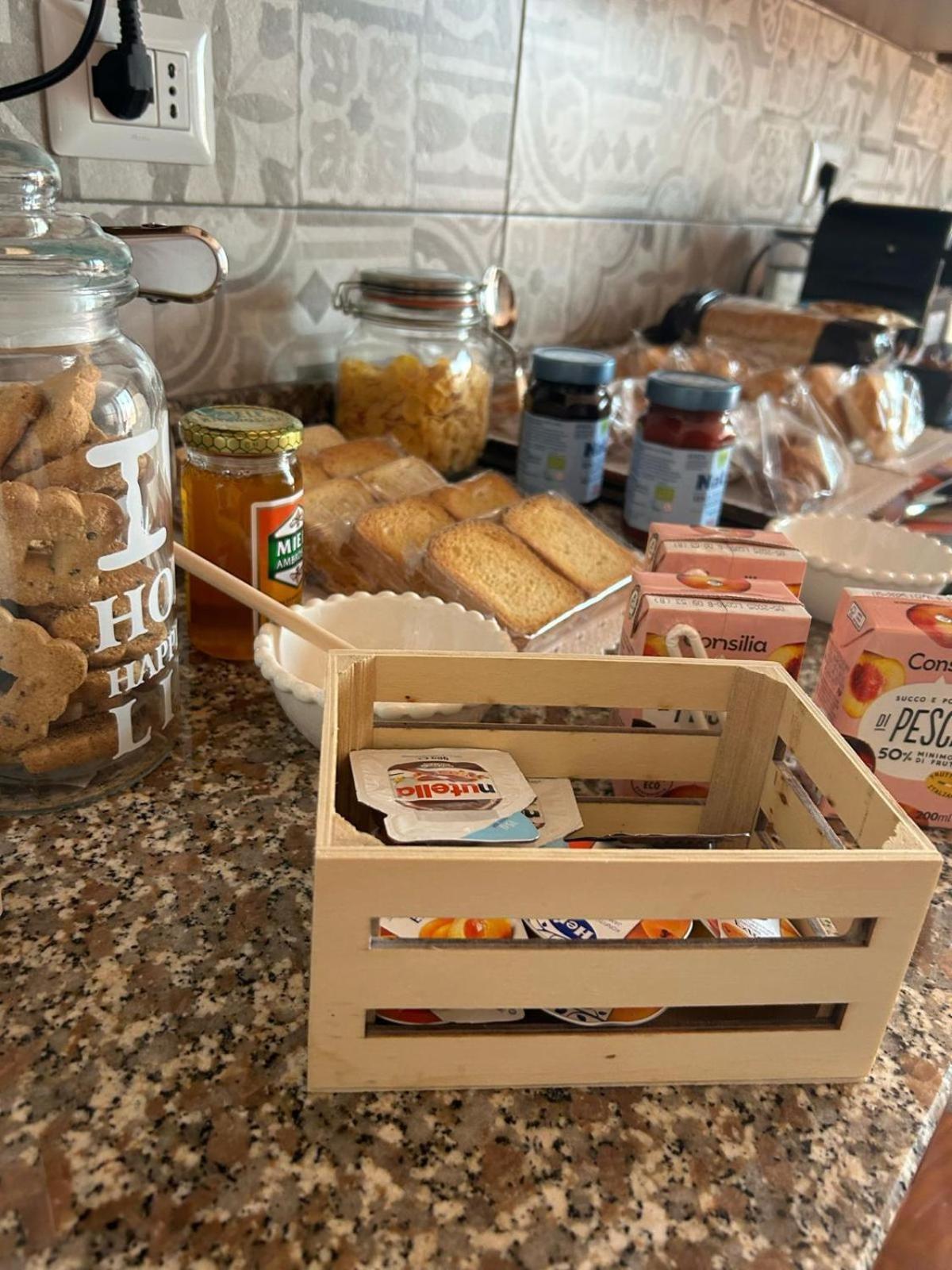 I 4 Mori Bed & Breakfast Fiumicino Bagian luar foto
